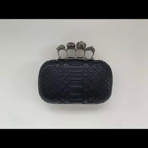 Alexander McQueen Black Skull Four Rings C…